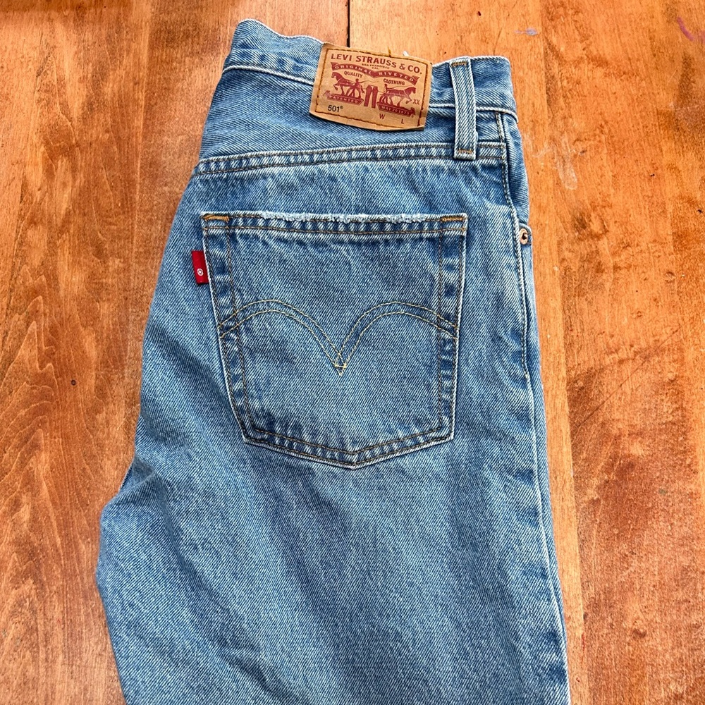 Levi jeans
